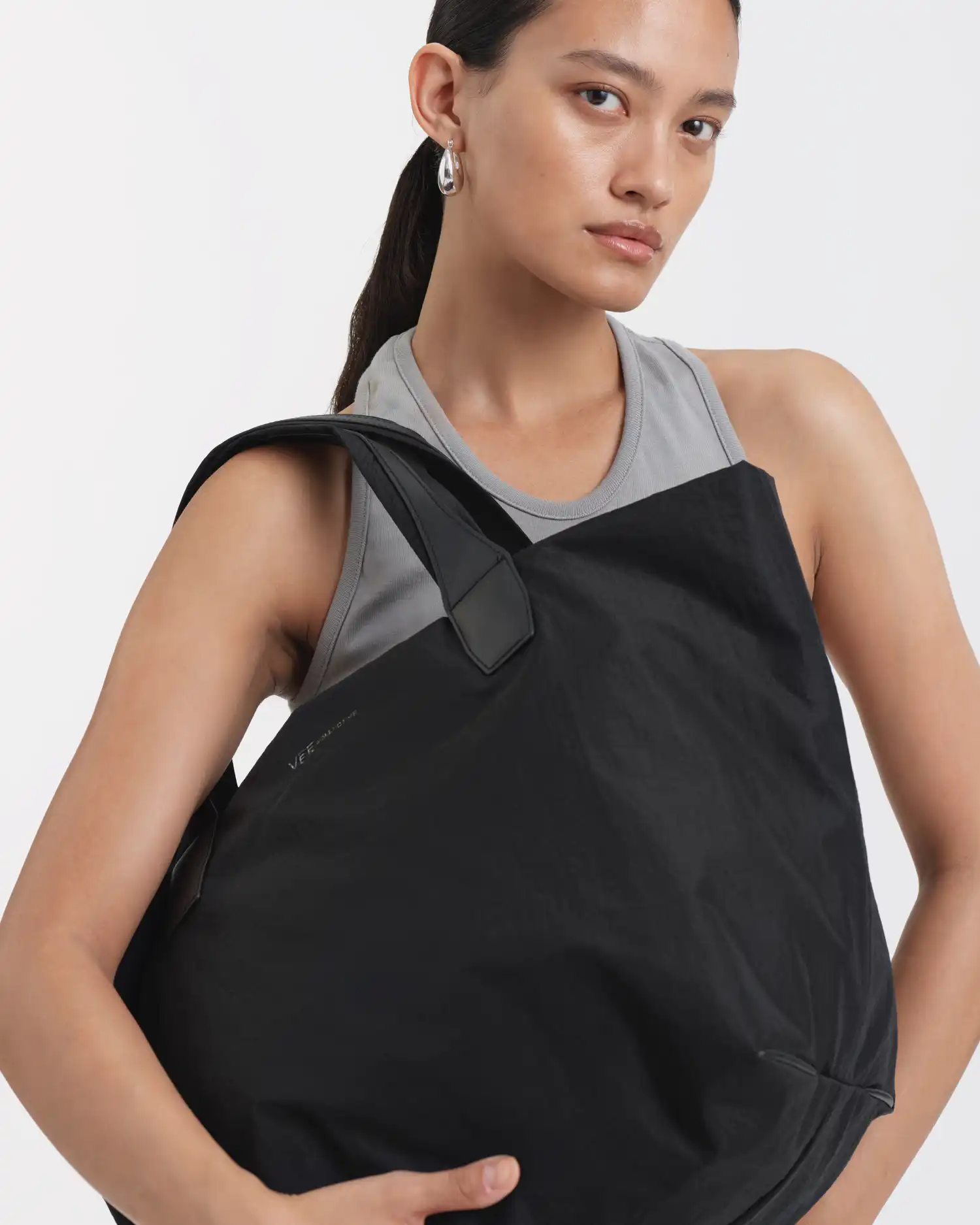 Porter Essence Medium Black - Image 4